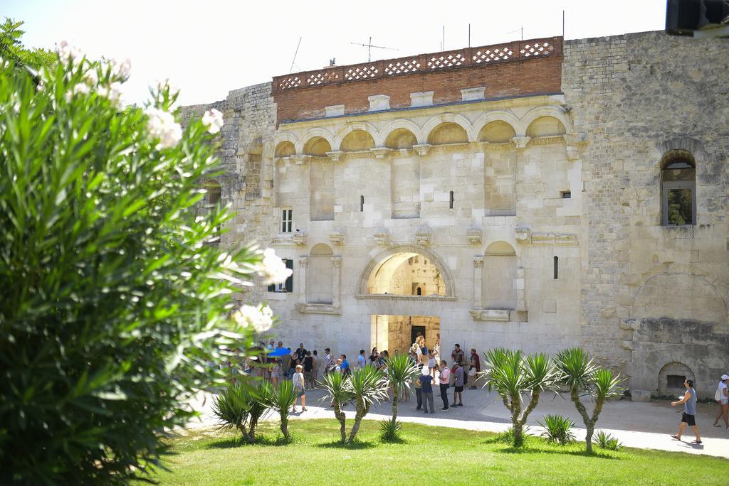 Porta Aurea Apartment Split Exterior foto